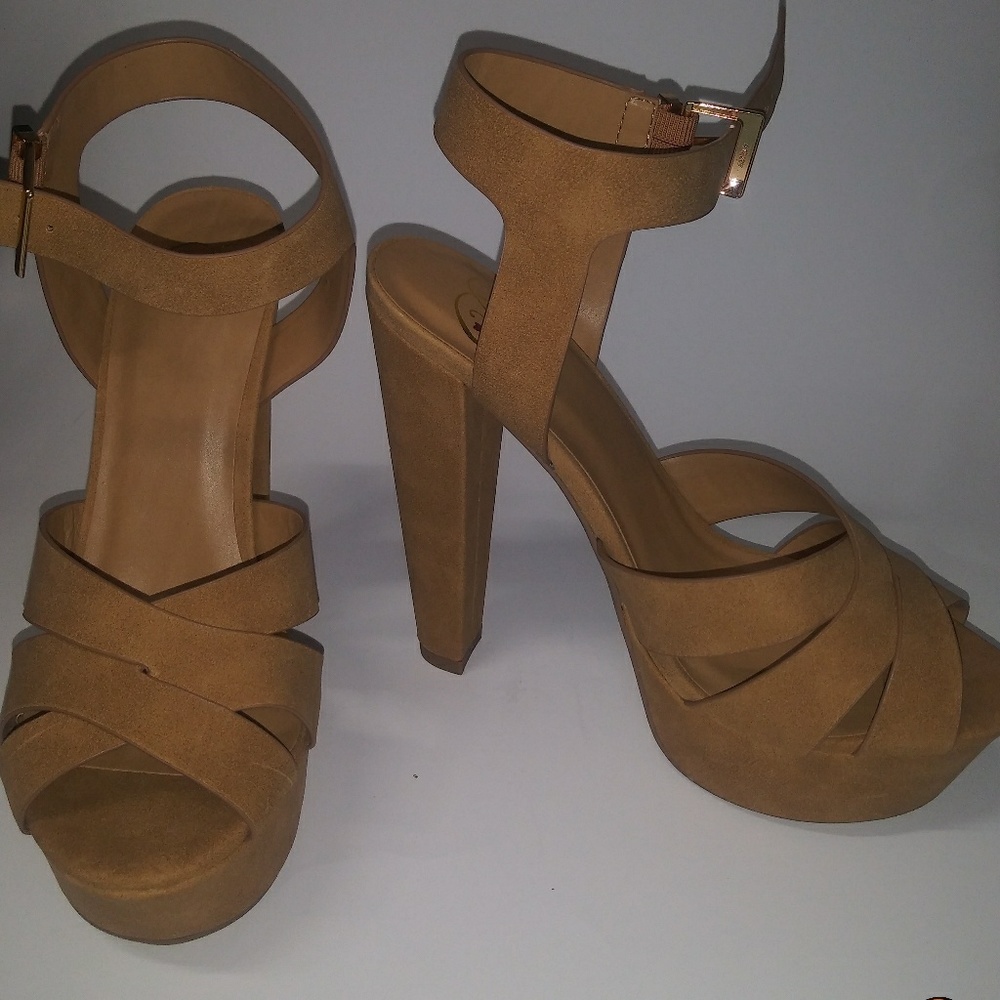 Womens shoes